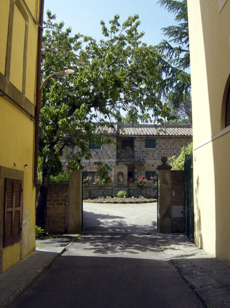 Civita-Alley-02