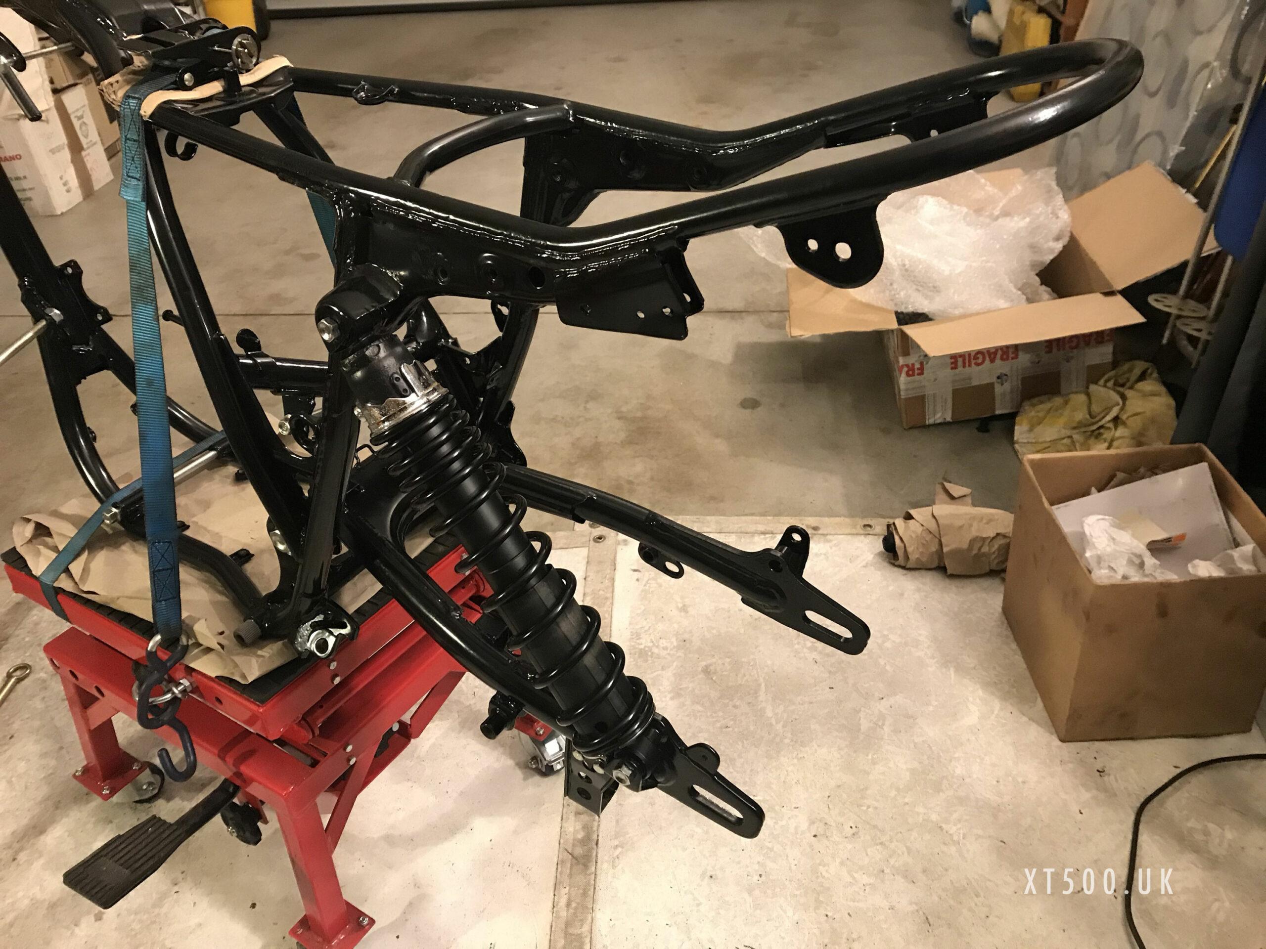 XT500 Swing Arm installed