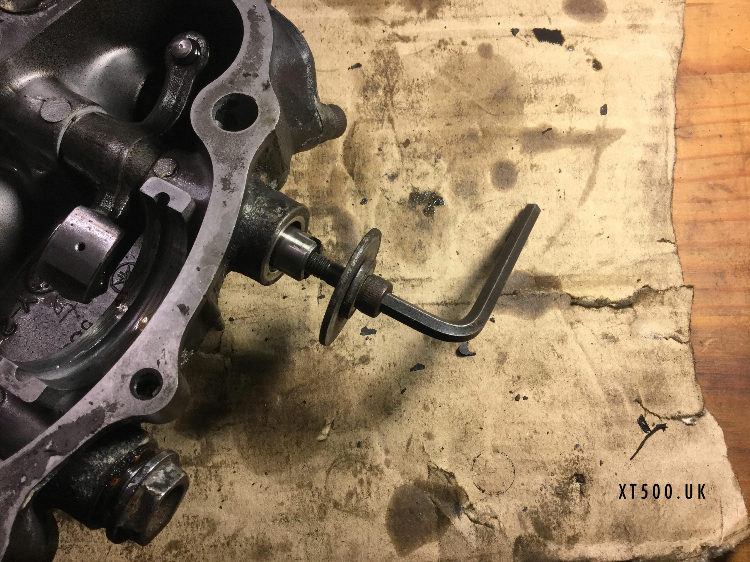 XT500 rocker shaft