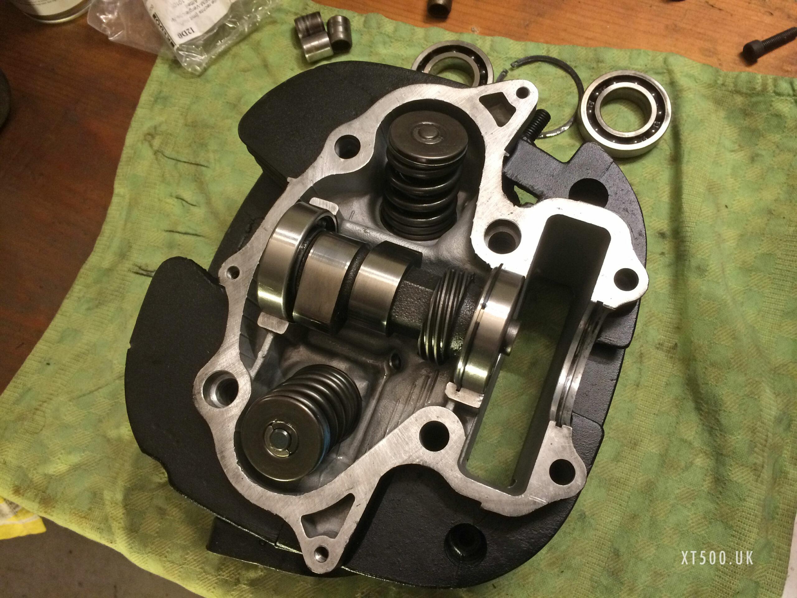 XT500 cylinder head with camshaft